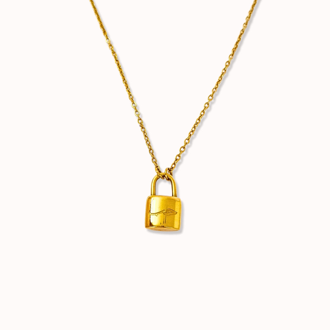 Halskette mit Schloss-Anhänger "حب" (Liebe)